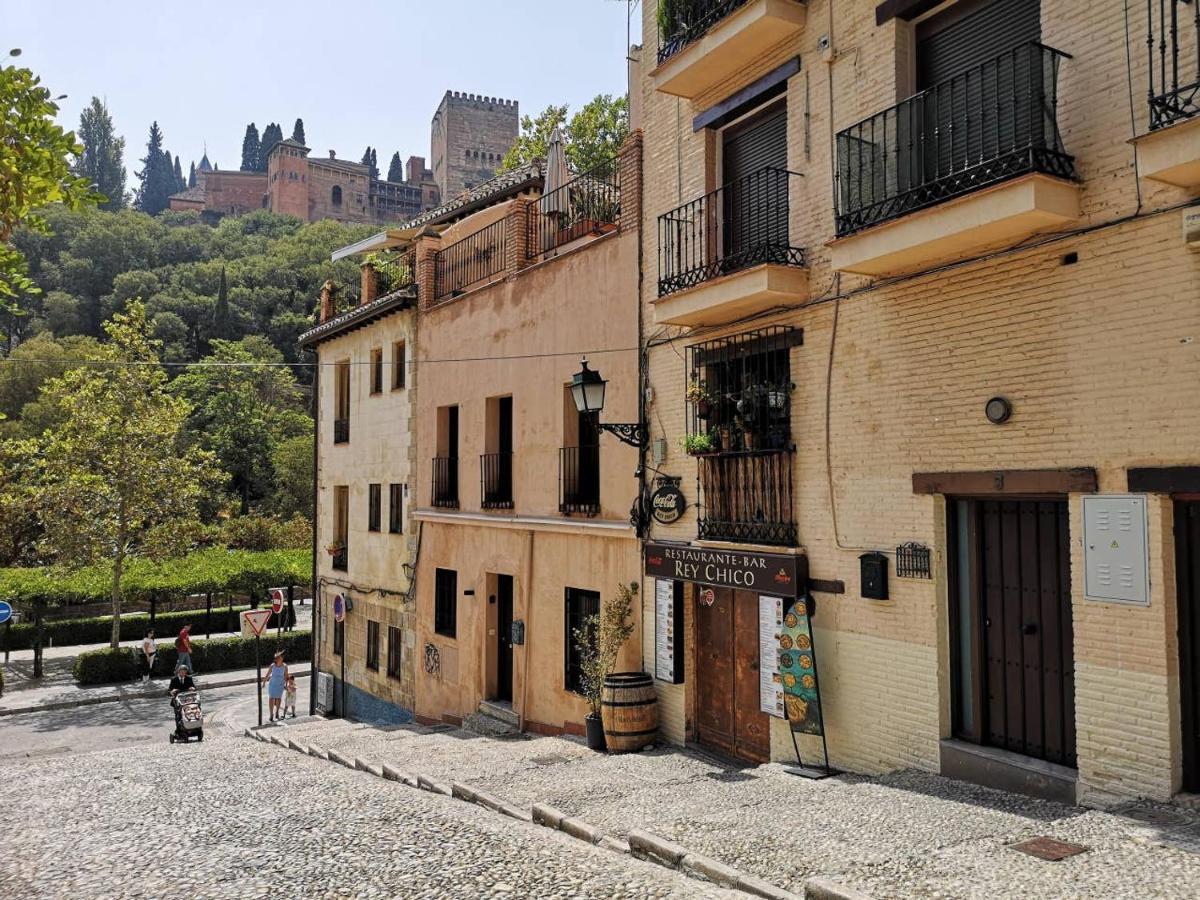 Piso Para Cuatro A Los Pies De La Alhambra Granada Esterno foto